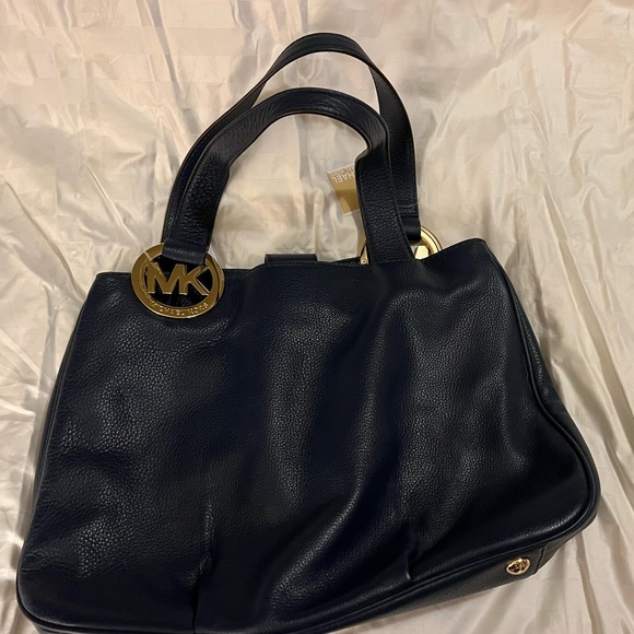 #131 NEW MICHAEL KORS FULTON PURSE Color Navy LG TOTE With Tags Storage Bag - Picture 2 of 8